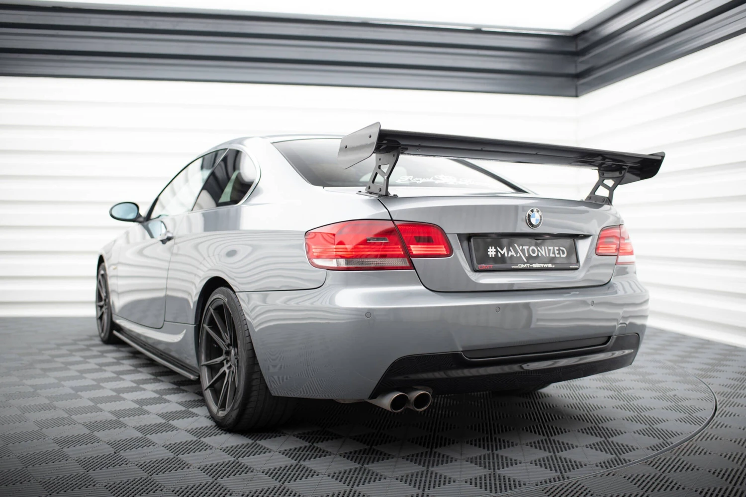 Maxton Design - Carbon Fiber Rear Wing With External Brackets Uprights BMW Series 3 / M3 Coupe E92 6 Maxton Design - Carbon Fiber Rear Wing With External Brackets Uprights BMW Series 3 / M3 Coupe E92 - Image 4