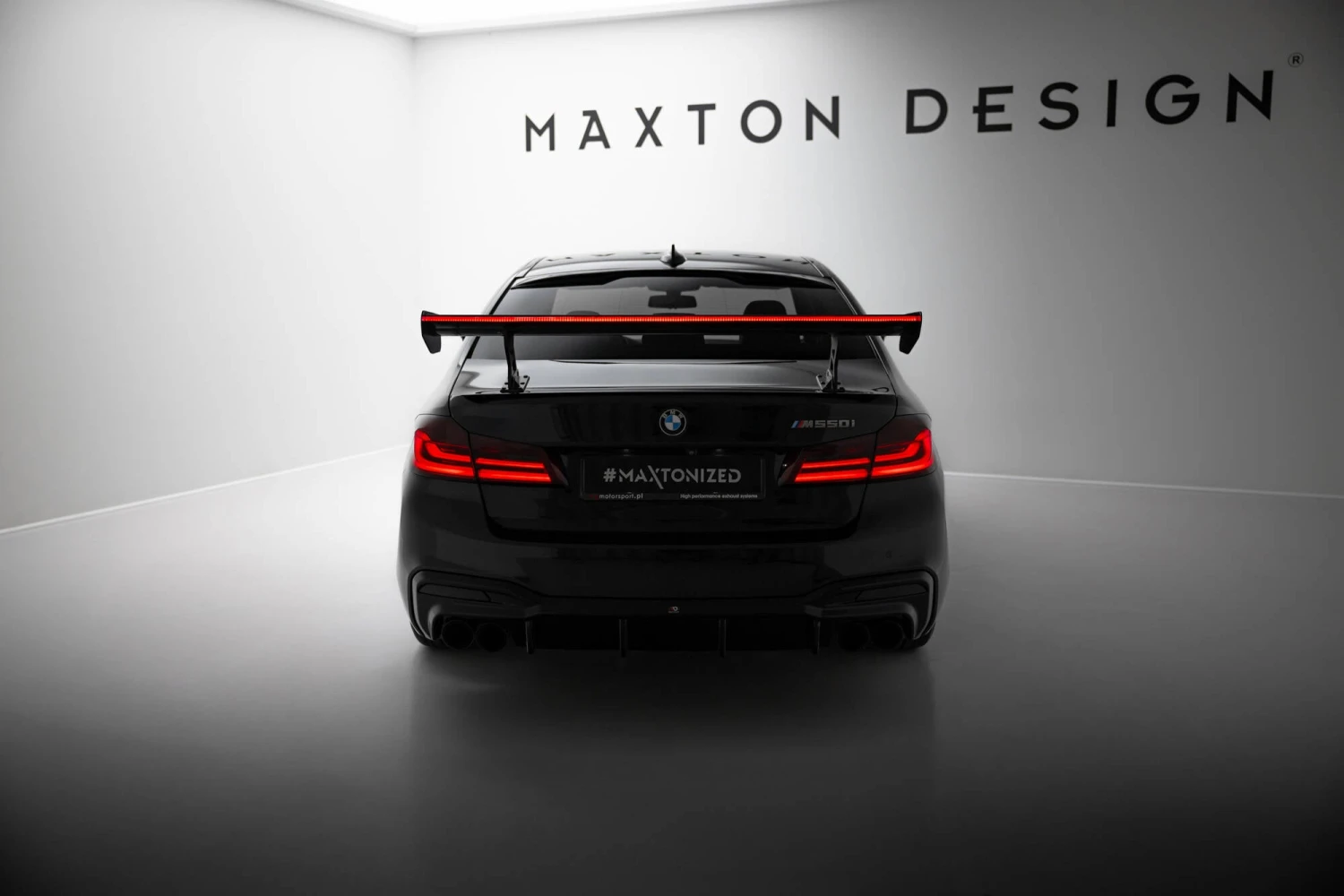 Maxton Design - Carbon Fiber Rear Wing With Internal Brackets Uprights + LED BMW Series 5 / M5 Sedan G30 / F90 6 Maxton Design - Carbon Fiber Rear Wing With Internal Brackets Uprights + LED BMW Series 5 / M5 Sedan G30 / F90 - Image 4