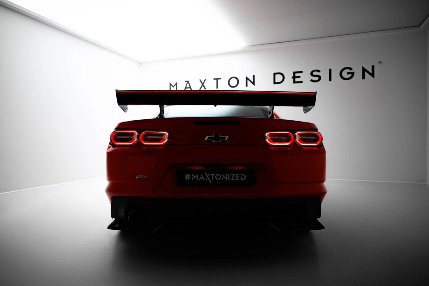 Maxton Design - Carbon Fiber Rear Wing With Internal Brackets Uprights + LED Chevrolet Camaro SS MK6 (Facelift) 4 Maxton Design - Carbon Fiber Rear Wing With Internal Brackets Uprights + LED Chevrolet Camaro SS MK6 (Facelift) - Image 2